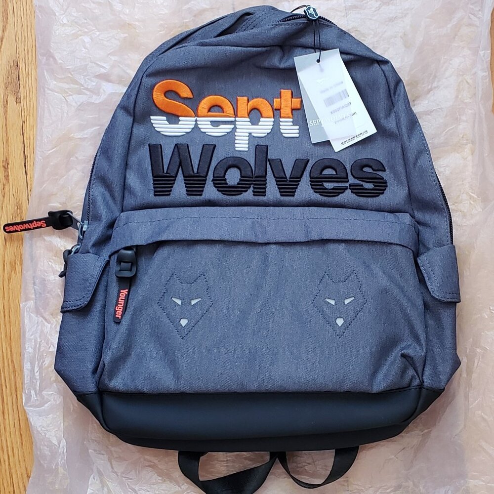 SeptWolves Sept Wolves Gray Mens Laptop Backpack - Picture 6 of 11
